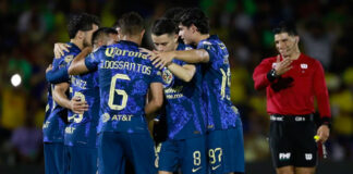 Tunden a árbitro por felicitar a Henry Martín tras anotar en el Juárez vs América Tunden a árbitro por felicitar a Henry Martín tras anotar en el Juárez vs América