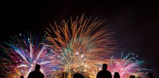 Espectáculo de fuegos artificiales de Valley Fair es reprogramado para agosto Espectáculo de fuegos artificiales de Valley Fair, mn reprogramado