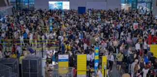Los pasajeros de Delta siguen varados en el aeropuerto MSP Los pasajeros de Delta siguen varados en el aeropuerto MSP