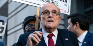 Rudy Giuliani pierde caso de quiebra, pagará más de 100 millones de dólares Rudy Giuliani pierde caso de quiebra, pagará más de 100 millones de dólares