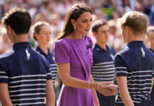 Kate Middleton reaparece en Wimbledon y recibe gran ovación Kate Middleton reaparece en Wimbledon y recibe gran ovación