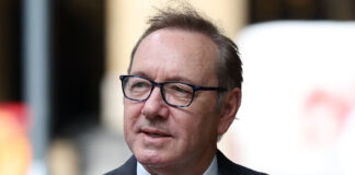 Kevin Spacey será premiado en Italia: “merece recuperar su carrera” Kevin Spacey será premiado en Italia: "merece recuperar su carrera"