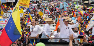 Chavismo y opositores llaman a “defender” los votos en las elecciones de Venezuela Chavismo y opositores llaman a “defender” los votos en las elecciones de Venezuela