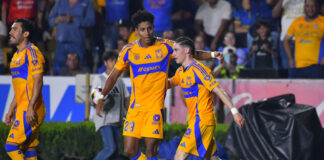“Chelo” Flores rescata a Tigres con gol agónico y vencen al América "Chelo" Flores rescata a Tigres con gol agónico y vencen al América