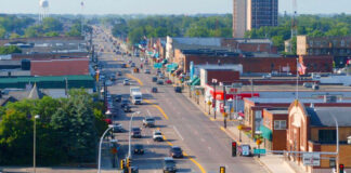 Robo de 240 letreros de campaña para representante estatal en Alexandria, MN Acusan a pareja de robar más de 240 carteles de campaña de representantes estatales