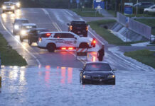 Debby se debilita a tormenta tropical tras tocar tierra en Florida Debby se debilita a tormenta tropical tras tocar tierra en Florida