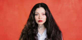 “Mon Laferte, te amo”, un biopic de la artista que eligió la salud mental "Mon Laferte, te amo", un biopic de la artista que eligió la salud mental