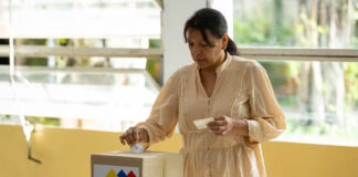 El Tribunal Supremo de Venezuela revisa actas electorales físicas El Tribunal Supremo de Venezuela revisa actas electorales físicas