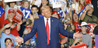 “Soy más guapo que ella”, dice Trump de Kamala Harris en mitin en Pennsylvania "Soy más guapo que ella", dice Trump de Kamala Harris en mitin en Pennsylvania