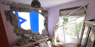 Hezbolá contraataca con más de 100 cohetes el norte de Israel Hezbolá contraataca con más de 100 cohetes el norte de Israel