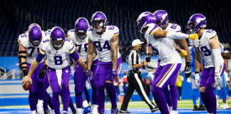 Superfan de los Vikings de Arizona regresa a Minnesota Superfan de los Vikings de Arizona regresa a Minnesota