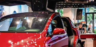 EEUU impone aranceles de 100% a los autos eléctricos chinos EEUU impone aranceles de 100% a los autos eléctricos chinos