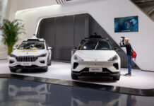 EEUU prohíbe tecnología china y rusa los vehículos con integración digital EEUU prohíbe tecnología china y rusa los vehículos con integración digital