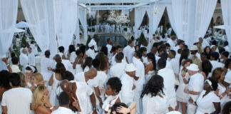 Diddy usaba a las mujeres como “buffet” en sus fiestas sexuales Diddy usaba a las mujeres como "buffet" en sus fiestas sexuales