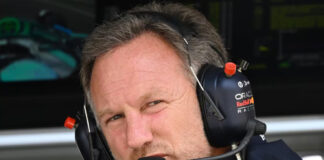 Christian Horner explota contra Carlos Sainz: “Se le cruzó encima a Checo” Christian Horner explota contra Carlos Sainz: "Se le cruzó encima a Checo"