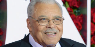 Muere James Earl Jones, actor que dio voz a Darth Vader y Mufasa Muere James Earl, actor que dio voz a Darth Vader y Mufasa