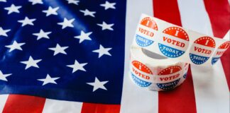 Hija falsifica la firma de su madre fallecida en boletas de voto Hija falsifica la firma de su madre fallecida en boletas de voto