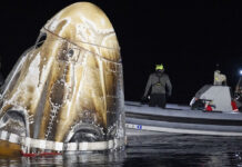 Amariza tripulación de la octava misión comercial de la NASA y SpaceX Ameriza tripulación de la octava misión comercial de la NASA y SpaceX