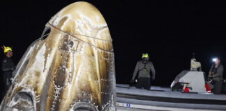 Amariza tripulación de la octava misión comercial de la NASA y SpaceX Ameriza tripulación de la octava misión comercial de la NASA y SpaceX