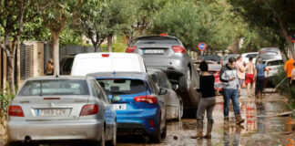 Inundaciones en España: sobrevivientes responsabilizan a gobiernos locales Inundaciones en España: sobrevivientes responsabilizan a gobiernos locales