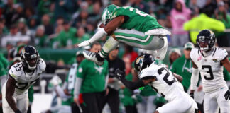 Impresionante jugada de Saquon Barkley en el triunfo de Eagles sobre Jaguars Impresionante jugada de Saquon Barkley en el triunfo de Eagles sobre Jaguars