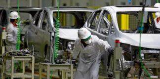 México ve riesgo de guerra comercial si Trump impone aranceles México ve riesgo de guerra comercial si Trump impone aranceles