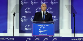 Mike Pence se opone a Robert F. Kennedy Jr. como secretario de Salud Pence se opone a Robert F. Kennedy Jr. como secretario de Salud