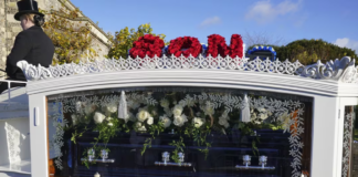 Los ex One Direction y familiares dan el último adiós a Liam Payne Los ex One Direction y familiares dan el último adiós a Liam Payne