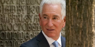 Trump elige a su consuegro, Charles Kushner, como embajador en Francia Trump elige a su consuegro, Charles Kushner, como embajador en Francia