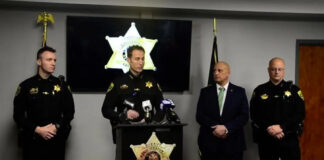 Acude a la Policía y entrega el cadáver de su papá; lo acusan de homicidio Acude a la Policía y entrega el cadáver de su papá; lo acusan de homicidio