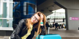 Docenas de vuelos retrasados en el Aeropuerto MSP por auge de viajes navideños Docenas de vuelos retrasados en el Aeropuerto MSP por auge de viajes navideños