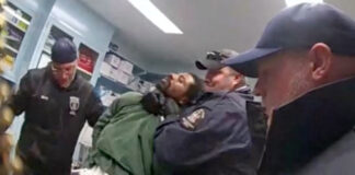 Muere un reo luego que guardias penitenciarios lo golpearan estando esposado, en NY Muere un reo luego que guardias penitenciarios lo golpearan estando esposado, en NY