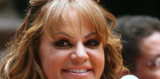 Jenni Rivera, a 12 años de su muerte, reviven las teorías de que sigue viva Jenni Rivera, a 12 años de su muerte, reviven las teorías de que sigue viva