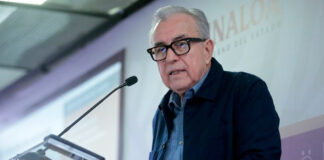 Gobernador de Sinaloa, Rubén Rocha, llama al maíz “transgénero” en vez de transgénico Gobernador de Sinaloa, Rubén Rocha, llama al maíz “transgénero” en vez de transgénico