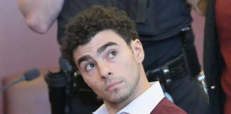 Mangione se declara no culpable por asesinato de CEO UnitedHealthcare Mangione se declara no culpable por asesinato de CEO UnitedHealthcare