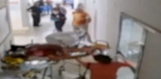 Mujer apuñala a vecino que la acosaba y lo va a rematar al hospital, en Brasil Mujer apuñala a vecino que la acosaba y lo va a rematar al hospital, en Brasil