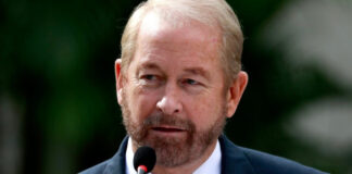 Donald Trump elige a Ronald Johnson como embajador de Estados Unidos en México Donald Trump elige a Ronald Johnson como embajador de Estados Unidos en México