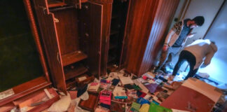 Saquean el palacio presidencial del derrocado mandatario sirio Bashar al Assad Saquean el palacio presidencial del derrocado mandatario sirio Bashar al Assad