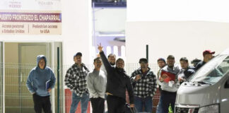 Primeros deportados detenidos en redadas de Trump llegan a Tijuana Primeros deportados detenidos en redadas de Trump llegan a Tijuana