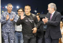 Mexicanos secuestrados por rebeldes hutíes en Yemen llegan a México Mexicanos secuestrados por rebeldes hutíes en Yemen llegan a México