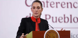 Claudia Sheinbaum pide a embajadores acercarse a migrantes Sheinbaum pide a embajadores acercarse a migrantes; plantea audiencias públicas