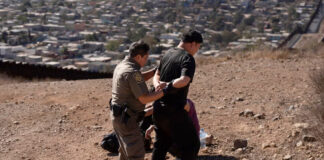 Disminuyen arrestos de migrantes en la frontera entre EEUU y México Disminuyen arrestos de migrantes en la frontera entre EEUU y México