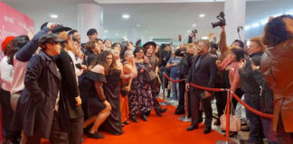 “Johanne Sacreblu” se estrena en México y llena las salas, no como “Emilia Pérez” “Johanne Sacreblu” se estrena en México y llena las salas, no como "Emilia Pérez"