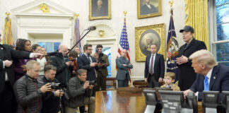 “Si creemos que los medios mienten, les pediremos cuentas”: Casa Blanca "Si creemos que los medios mienten, les pediremos cuentas": Casa Blanca