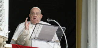 Papa Francisco sufre neumonía bilateral; su cuadro clínico es “complejo” Papa Francisco sufre neumonía bilateral; su cuadro clínico es “complejo”