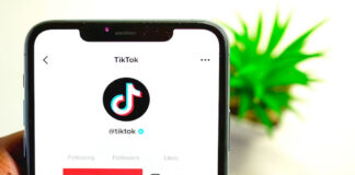 TikTok regresa a las tiendas de aplicaciones de Apple y Google en EEUU TikTok regresa a las tiendas de aplicaciones de Apple y Google en EEUU