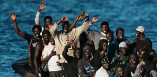 Políticos de Minnesota debaten revertir beneficios para indocumentados Políticos de Minnesota debaten revertir beneficios para indocumentados