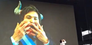 Dum Chica proyecta video contra Milei en Lollapalooza y divide opiniones Dum Chica proyecta video contra Milei en Lollapalooza y divide opiniones