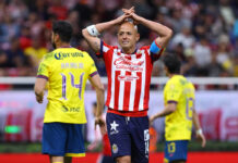Chivas y América empatan 0-0; el Clásico Nacional se quedó sin emociones Chivas y América empatan 0-0; el Clásico Nacional se quedó sin emociones