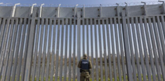 Ampliarán el muro fronterizo con México; haremos a EEUU seguro de nuevo, dice Kristi Noem Ampliarán el muro fronterizo con México; haremos a EEUU seguro de nuevo, dice Kristi Noem